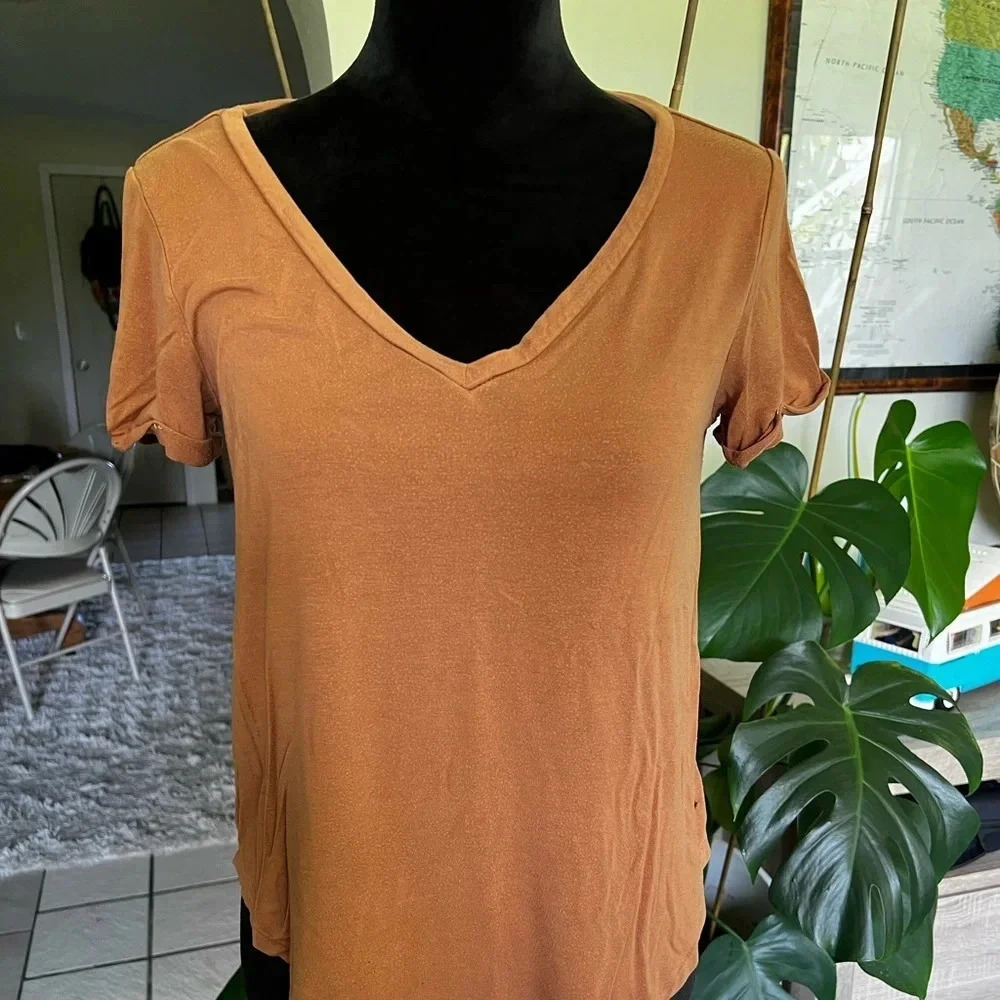 American Eagle soft and sexy tee